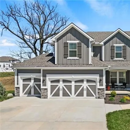 Buy this 4 bed house on 1298 Claywoods Parkway in Liberty, MO 64068