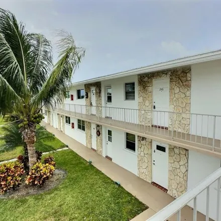 Rent this 1 bed condo on 2654 West Golf Boulevard in Sanders Park, Pompano Beach