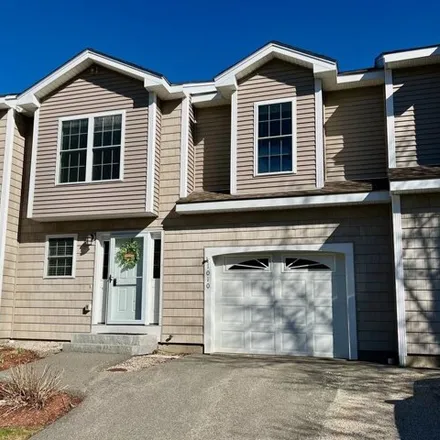 Buy this 2 bed condo on Trent Road in Hooksett, NH