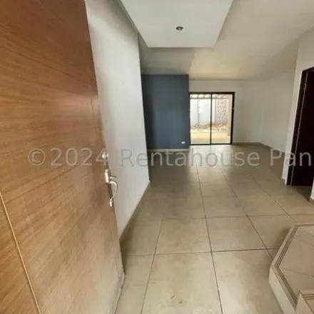Buy this studio house on unnamed road in Ernesto Córdoba Campos, Panamá