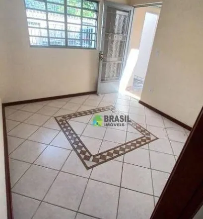 Buy this 2 bed house on Rua Geraldo Ribeiro in Jardim Quisisana, Poços de Caldas - MG