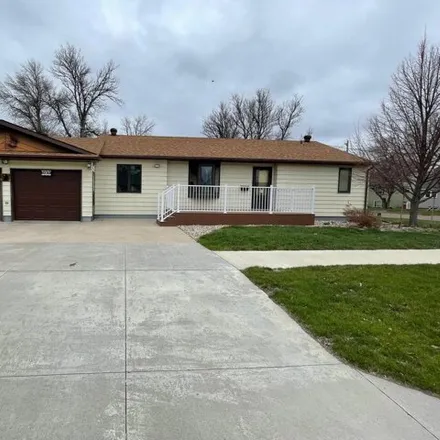 Buy this 3 bed house on 1052 3rd Avenue North in Wahpeton, ND 58075