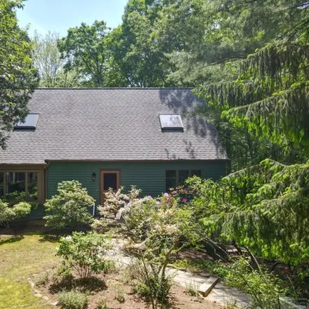 Rent this 3 bed house on 134 Talcott Rd in Guilford, Connecticut