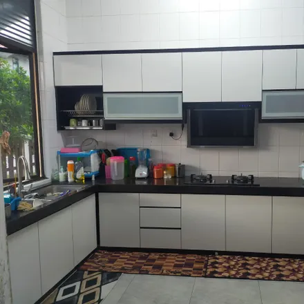 Image 4 - unnamed road, Section U13, 40170 Shah Alam, Selangor, Malaysia - Apartment for rent