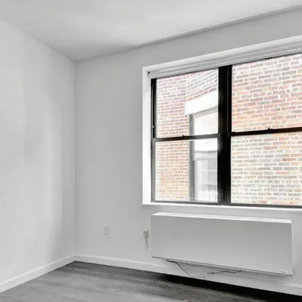 Image 4 - 272 Manhattan Avenue, New York, NY 10026, USA - Apartment for rent