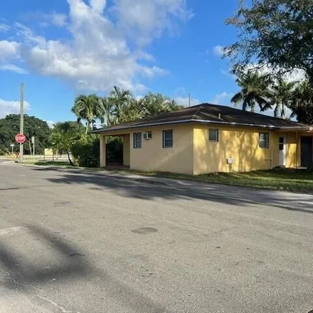 Image 7 - 114 West Main Street, Pahokee, Palm Beach County, FL 33476, USA - House for sale