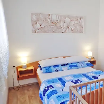 Rent this 2 bed apartment on Pansion Croatia in Put Jaza 10, 23244 Seline