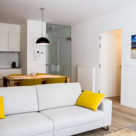 Rent this 2 bed apartment on Rue des Comédiens - Komediantenstraat 7 in 1000 Brussels, Belgium
