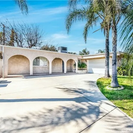 Image 2 - 9793 Fullbright Avenue, Los Angeles, CA 91311, USA - House for sale