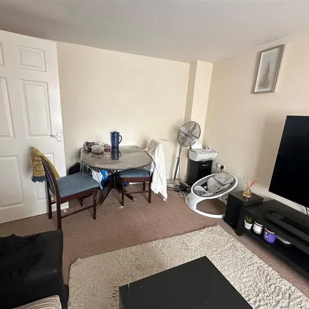 Image 3 - 373 Whippendell Road, Holywell, WD18 7PG, United Kingdom - Apartment for rent