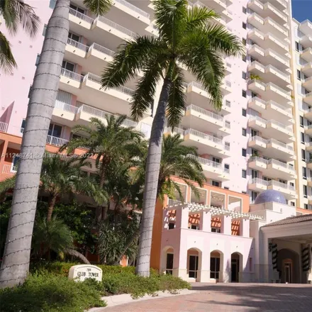 Buy this 4 bed condo on The Ocean Club I in 789 Crandon Boulevard, Key Biscayne