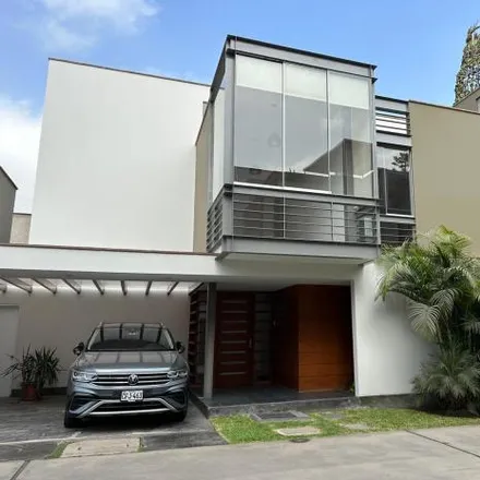 Buy this 4 bed house on unnamed road in Santiago de Surco, Lima Metropolitan Area 10051