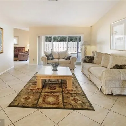Image 5 - 9879 Northwest 54th Place, Westview Village, Coral Springs, FL 33076, USA - House for sale