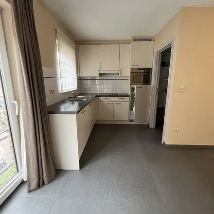 Rent this 2 bed apartment on De Bleek 16-18 in 3290 Diest, Belgium