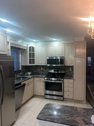 Rent this 3 bed apartment on 5219 Avenue K in New York, NY 11234