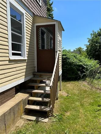Buy this 4 bed townhouse on 222 Dunham Street in Norwich, CT 06360