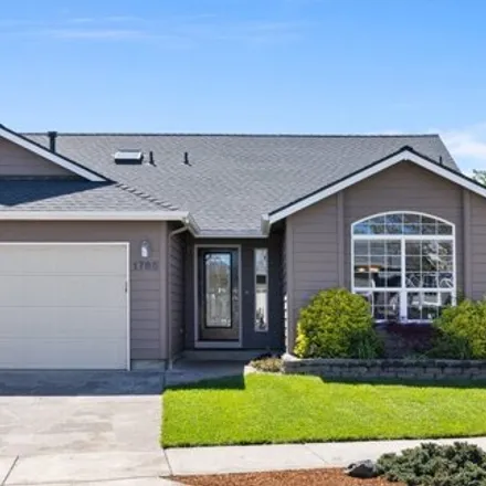 Buy this 3 bed house on 1785 Southwest Otana Drive in Corvallis, OR 97333