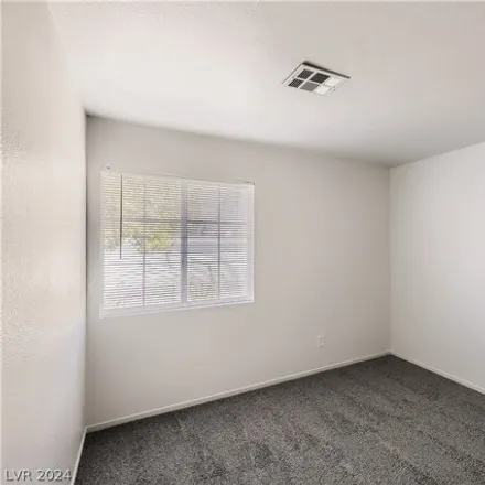Image 8 - 615 Dry Valley Avenue, North Las Vegas, NV 89031, USA - House for rent