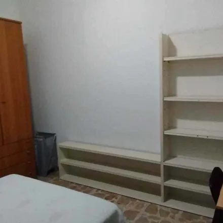 Image 2 - Via Carlo Felice 1a, 07100 Sassari SS, Italy - Room for rent