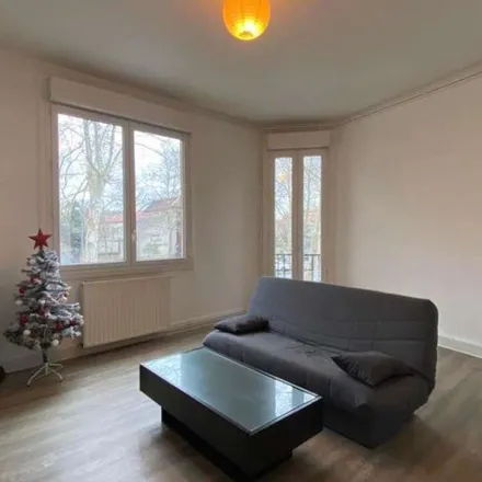 Image 4 - LCL, Rue Henri IV, 81100 Castres, France - Apartment for rent