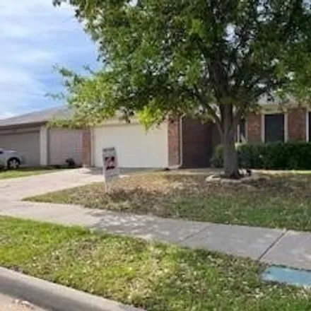 Image 2 - 1545 Chivalry Lane, Little Elm, TX 75068, USA - House for rent