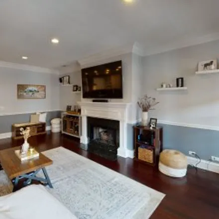 Buy this 3 bed apartment on #3,2625 North Halsted Street in Lincoln Park, Chicago
