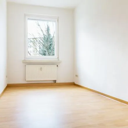Rent this 3 bed apartment on Steinweg 10 in 04758 Oschatz, Germany