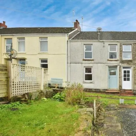 Buy this 3 bed townhouse on Elgin Road in Pwll, SA15 4AF