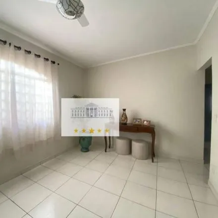Buy this 3 bed house on Rua Graça Aranha in Saudade, Araçatuba - SP