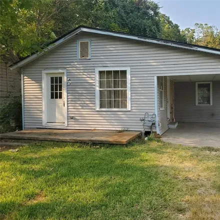 Buy this 3 bed house on 2505 West Walker Street in Denison, TX 75020