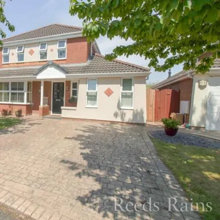 Buy this 4 bed house on Islay Close in Ellesmere Port, CH65 9LS