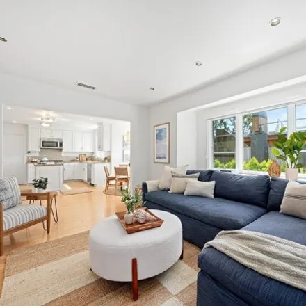 Image 9 - 2446 Beverly Avenue, Santa Monica, CA 90405, USA - House for sale