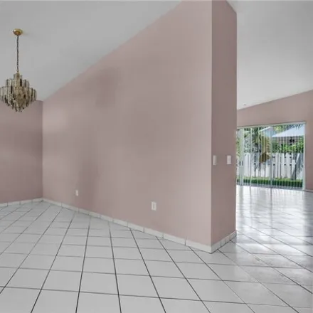 Image 3 - 8967 Northwest 146th Terrace, Miami Lakes, FL 33018, USA - House for rent