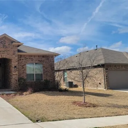 Rent this 4 bed house on 1112 Larkspur Lane in Cleburne, TX 76033