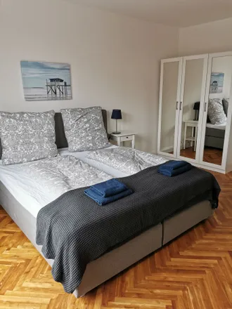 Rent this 2 bed apartment on Hamburger Straße 188 in 22083 Hamburg, Germany