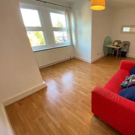 Rent this 1 bed apartment on Eversleigh Road in London, N3 1HY