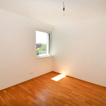 Rent this 5 bed apartment on Kamptalstraße in 3481 Gemeinde Fels am Wagram, Austria