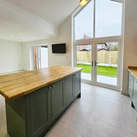 Image 5 - Greensway, Chester, CH4 8BE, United Kingdom - House for sale