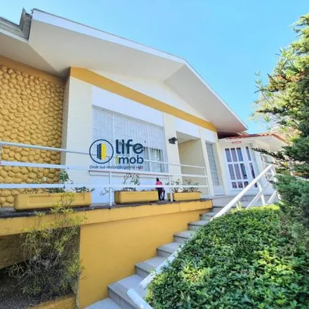 Buy this 2 bed house on Rua Pedro Américo in São José, São Leopoldo - RS