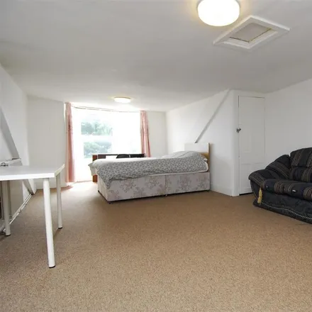 Image 7 - 57 Lisson Grove, Plymouth, PL4 7DN, United Kingdom - House for rent