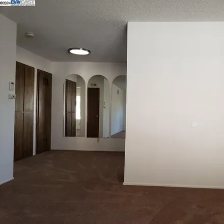 Image 3 - 4941 Bridgepointe Place, Union City, CA 94587, USA - Condo for rent