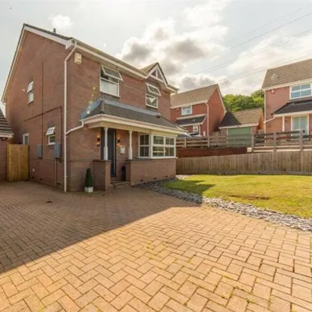 Buy this 3 bed house on Hawkes Ridge in Cwmbran, NP44 6JT