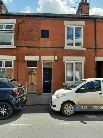 Image 1 - Rosebery Street, Loughborough, LE11 5DX, United Kingdom - Townhouse for rent