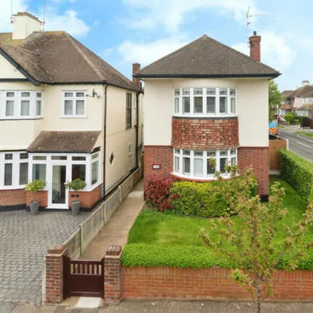 Buy this 4 bed house on Arlington Road in Southend-on-sea, Essex