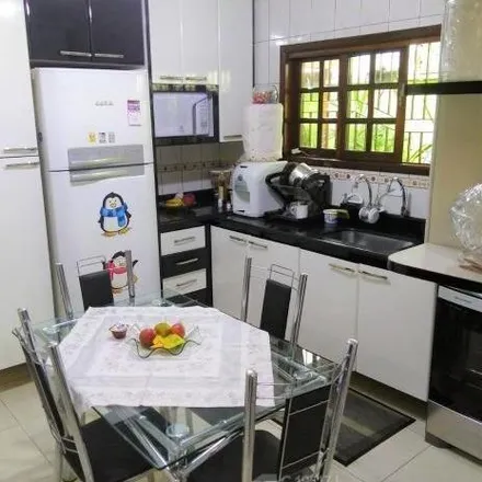 Image 2 - Rua Hugo Pollman, Picanço, Guarulhos - SP, 07080, Brazil - House for sale