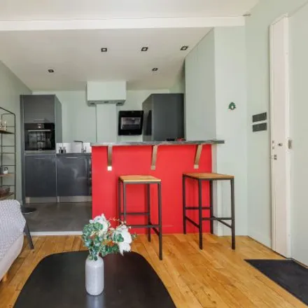 Rent this 2 bed apartment on 26 Rue du Rendez-Vous in 75012 Paris, France