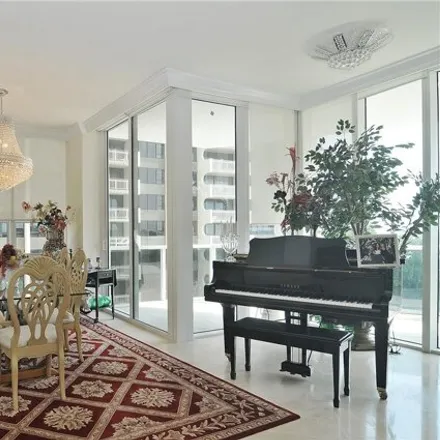 Image 6 - Collins Avenue & 10200 Block, Collins Avenue, Bal Harbour Village, Miami-Dade County, FL 33154, USA - Condo for rent