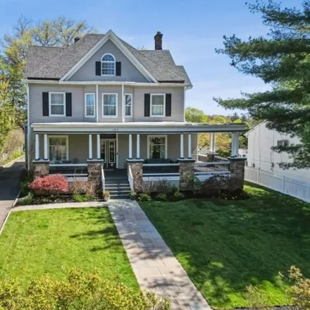 Buy this 6 bed house on 125 Lincoln Street in Montclair, NJ 07042
