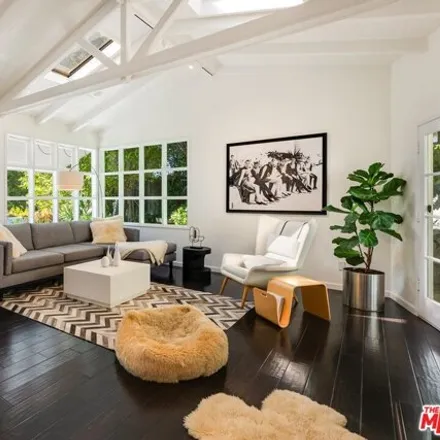 Image 6 - 3210 Carse Drive, Los Angeles, CA 90068, USA - House for sale
