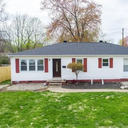 Buy this 4 bed house on 1161 Brooks Street in Mayfield, KY 42066